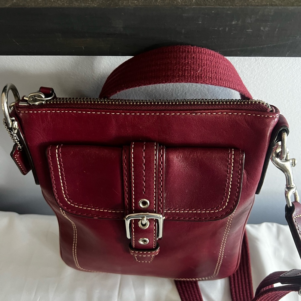 Coach Hampton Red Leather Swing Crossbody Bag - Picture 5 of 14